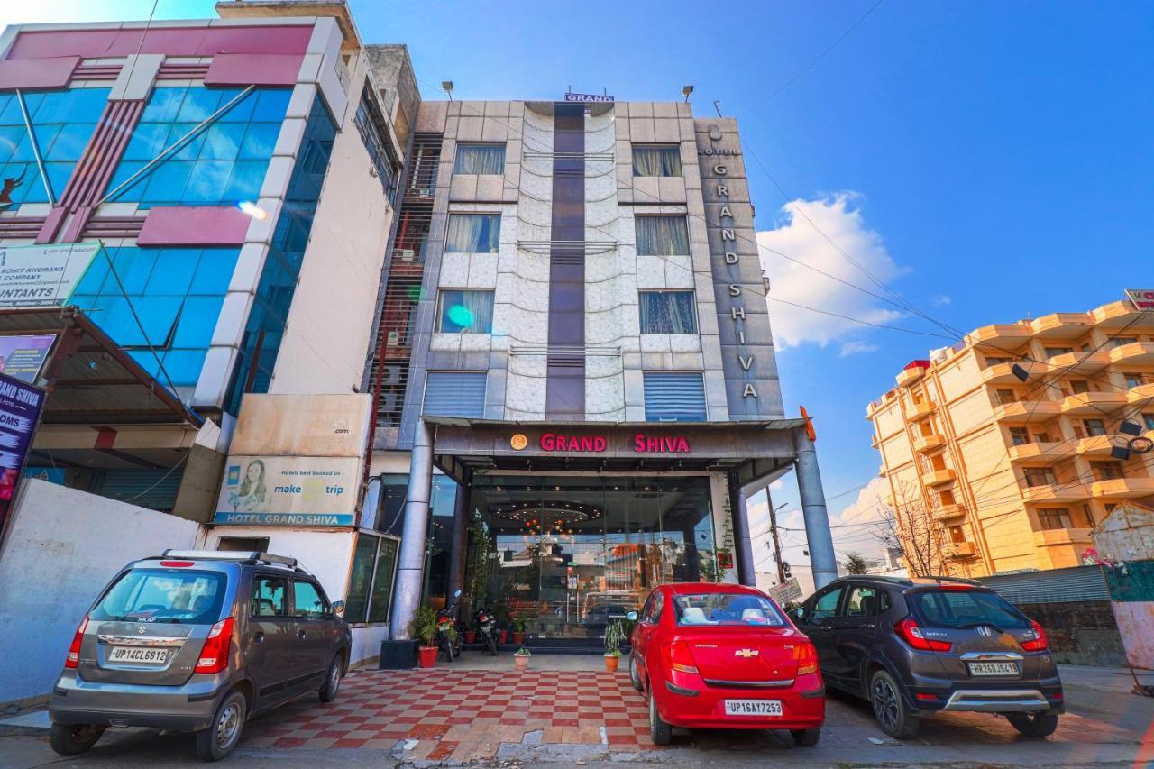 Oaktel Hotel Grand Shiva Near Ganga Ghat Харідвар Екстер'єр фото